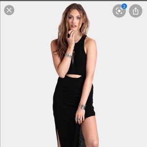 Knot Sisters Illusions Maxi